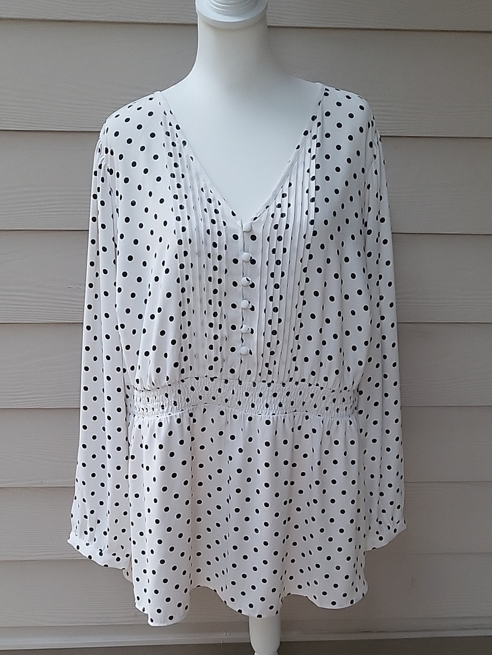Torrid White Black Polka Dot Smocked Peplum Blouse Size 3 (3X)